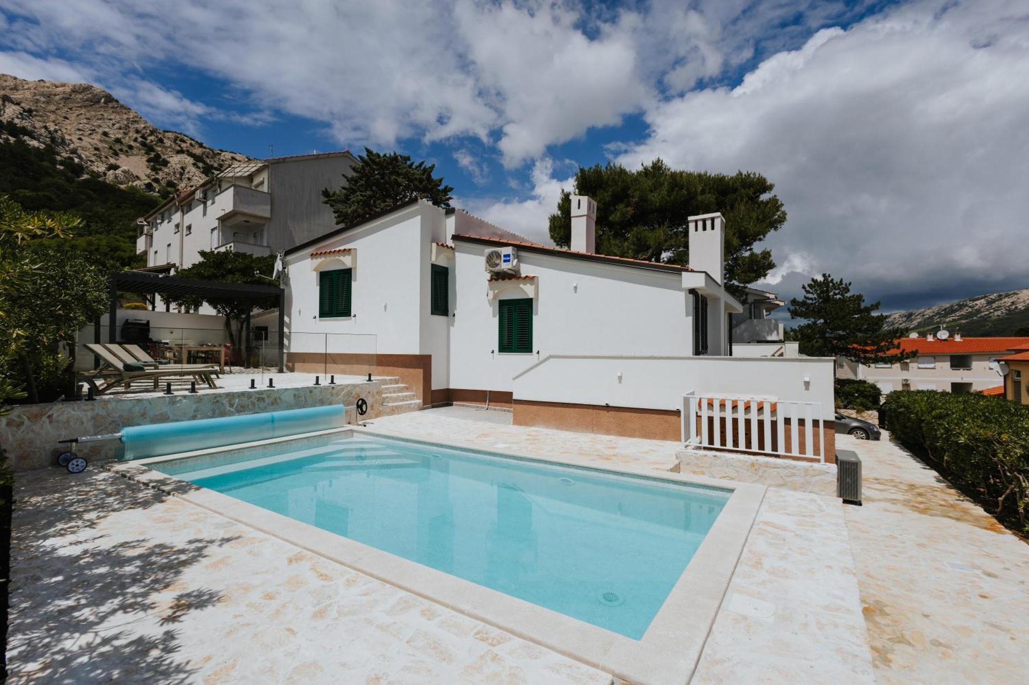 Villa Zlata - Holiday House Baska  Bagian luar foto