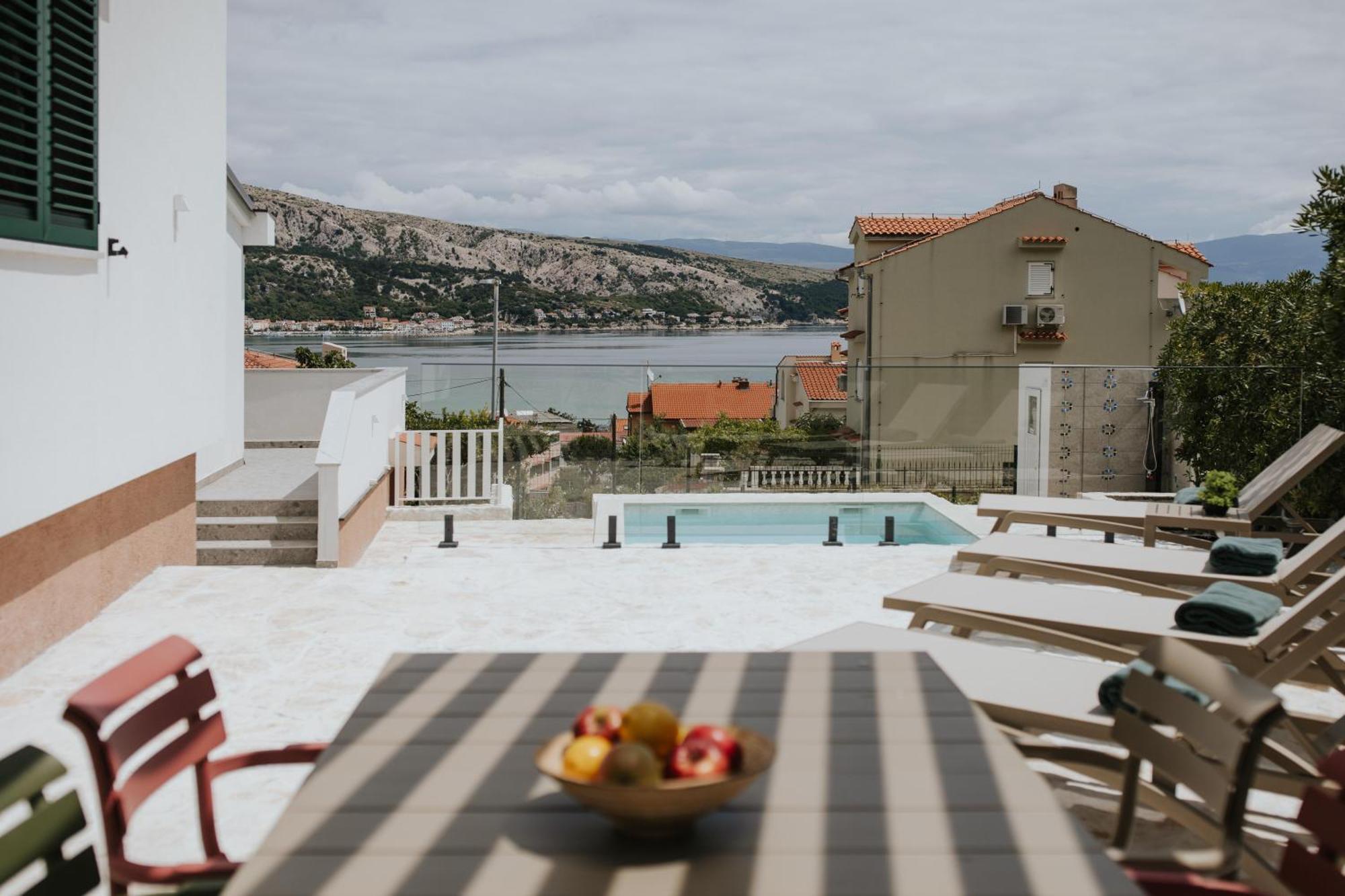 Villa Zlata - Holiday House Baska  Bagian luar foto